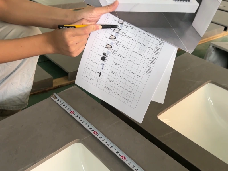 Washbasin measurement and item check before shipment