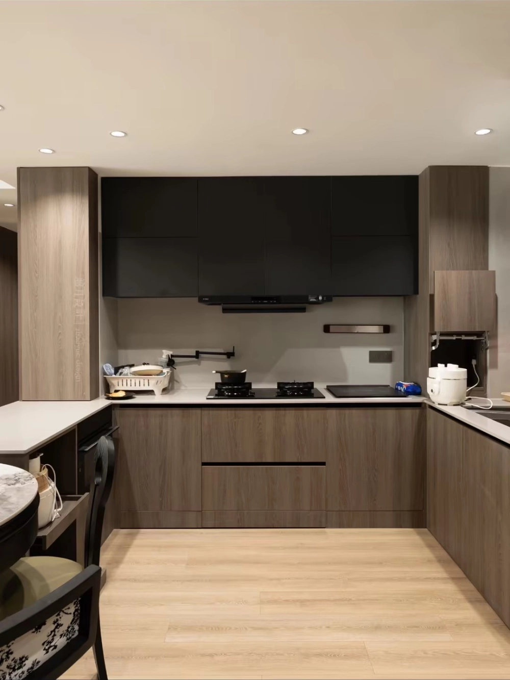 Wood grain kitchen cabinets
