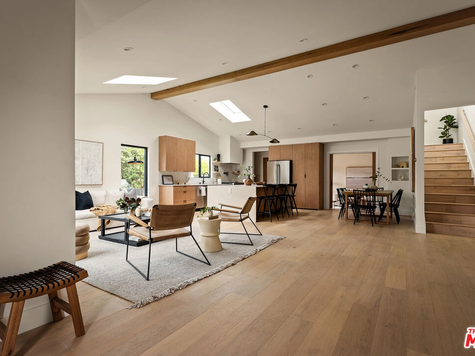 Australia warm wood residence living area by George Group